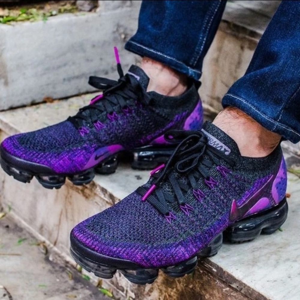 Size 11 - Nike Air VaporMax Flyknit 2 Rare - Night Purple